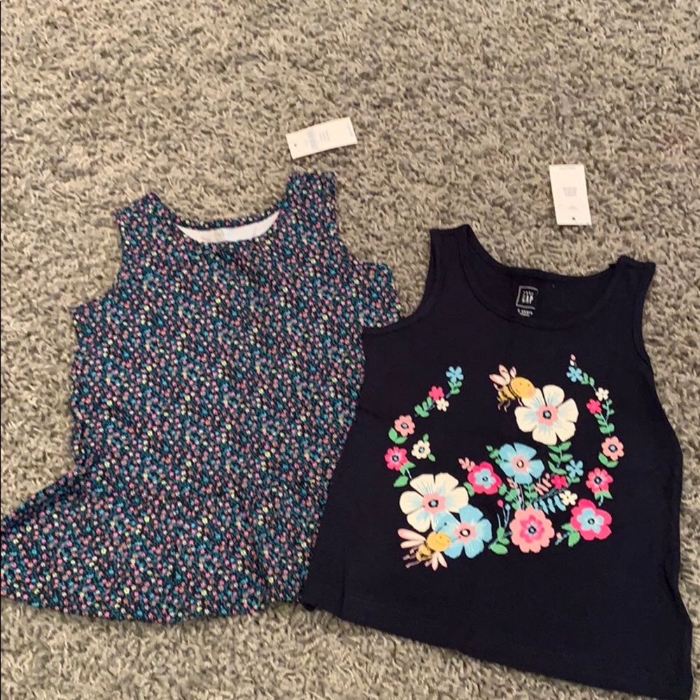 NEW Set of (2) BABY GAP Tank Tops 2 Years ☀️